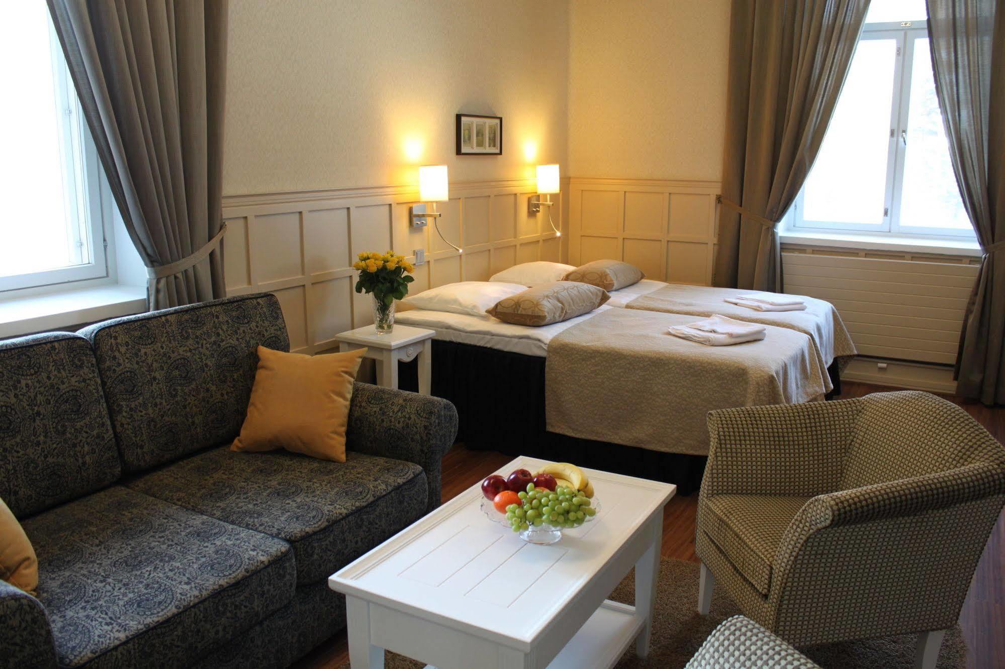 Hotel Kruunupuisto 푼카하류 외부 사진