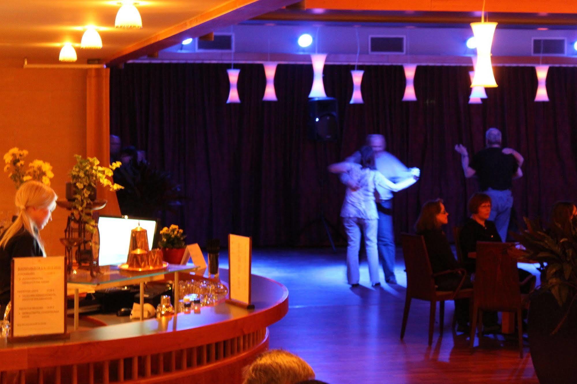 Hotel Kruunupuisto 푼카하류 외부 사진
